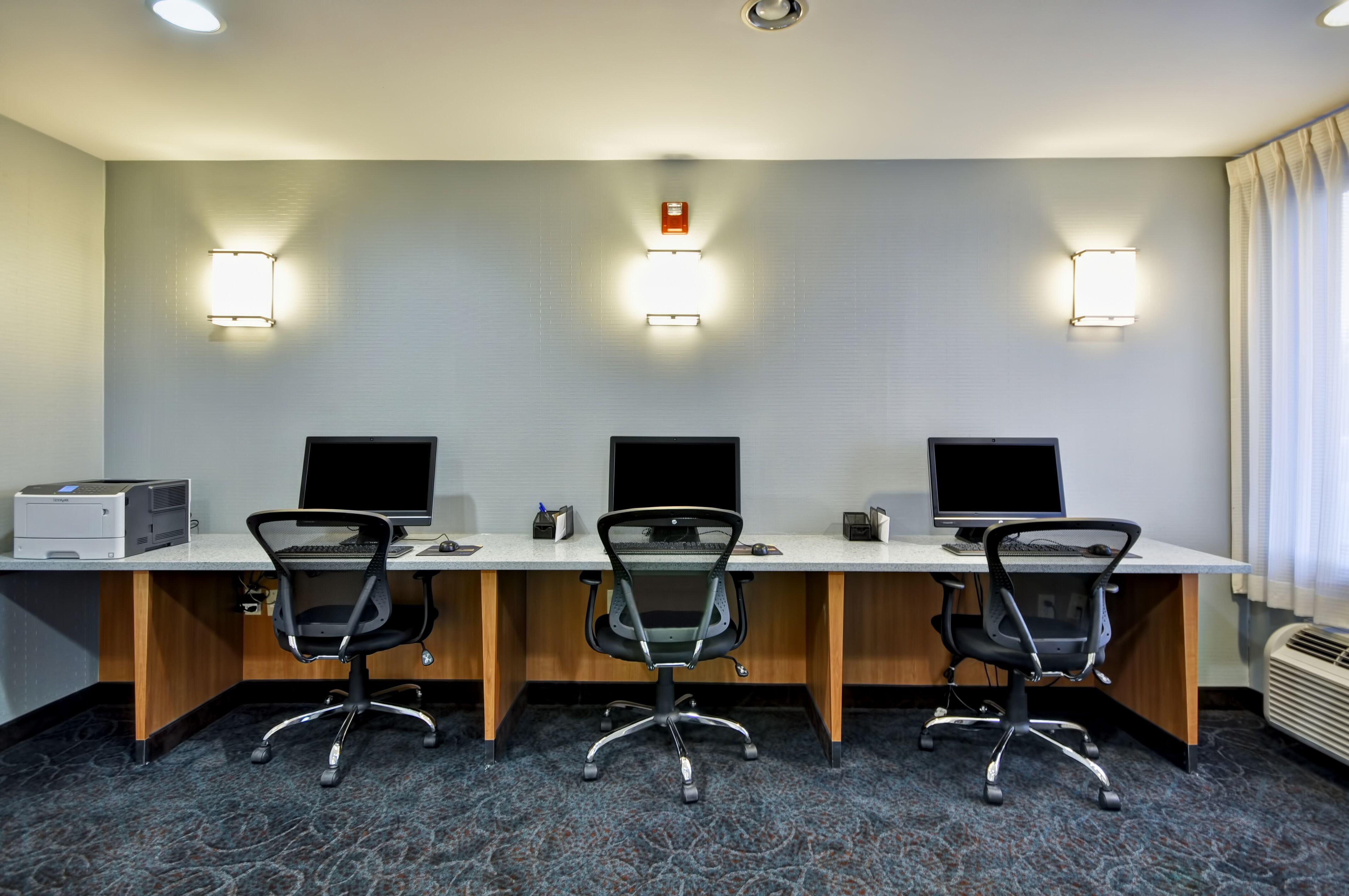 Holiday Inn Express Romulus / Detroit Airport By Ihg Exterior foto